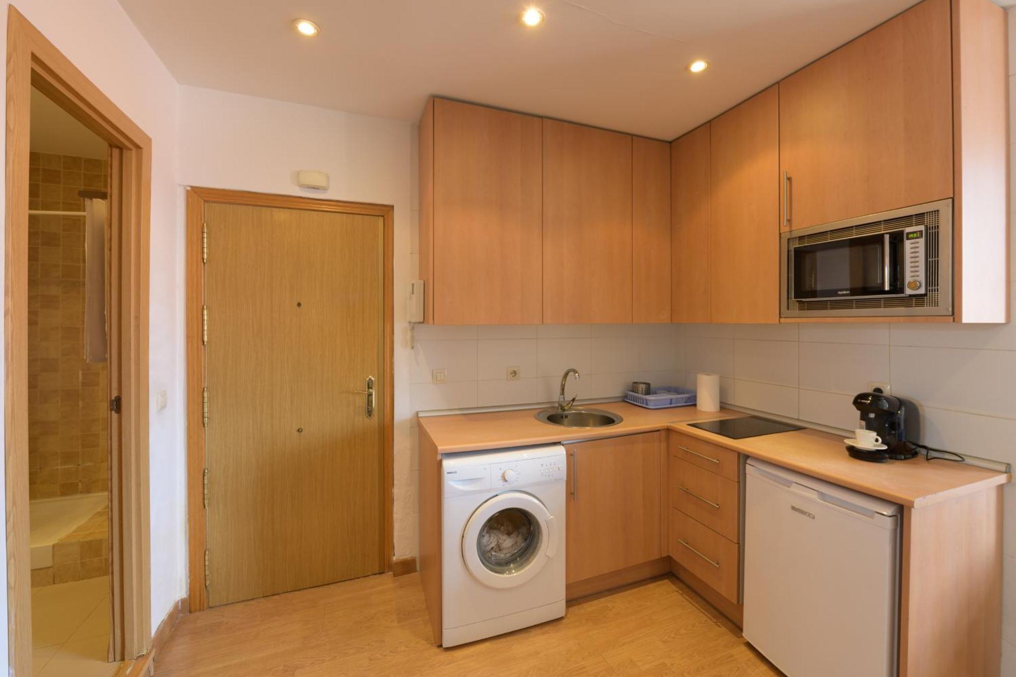 Apartamento4Estaciones Madrid Exterior photo